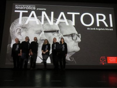 Exitosa actuació del grup de Banyoles Teiatròlics a Benetússer